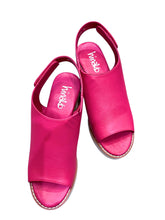 Load image into Gallery viewer, Hinako Melbourne Fuchsia