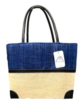 Load image into Gallery viewer, Le Panier Maeva basket navy /natural 30x43cm
