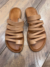 Load image into Gallery viewer, The Eleni sandals tan