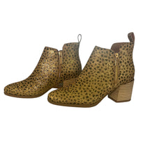 Load image into Gallery viewer, Isabella Hannah - Golden Leopard boots