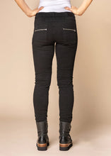 Load image into Gallery viewer, Nessie pants Onyx