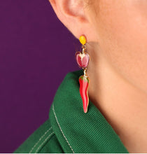 Load image into Gallery viewer, TARATATA - STUD EARRINGS FANTAISIE
PAPRIKA