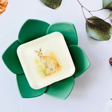 Load image into Gallery viewer, Kangaroo  Artisan  lavender soap made in Australia
