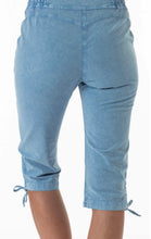 Load image into Gallery viewer, La Cotonniere  Gabriella Capri pants 540