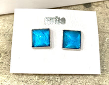 Load image into Gallery viewer, Gubo hand blown glass earrings blue / silver
