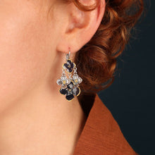 Load image into Gallery viewer, TARATATA - LEVER BACK EARRINGS FANTAISIE HORTENSIA

