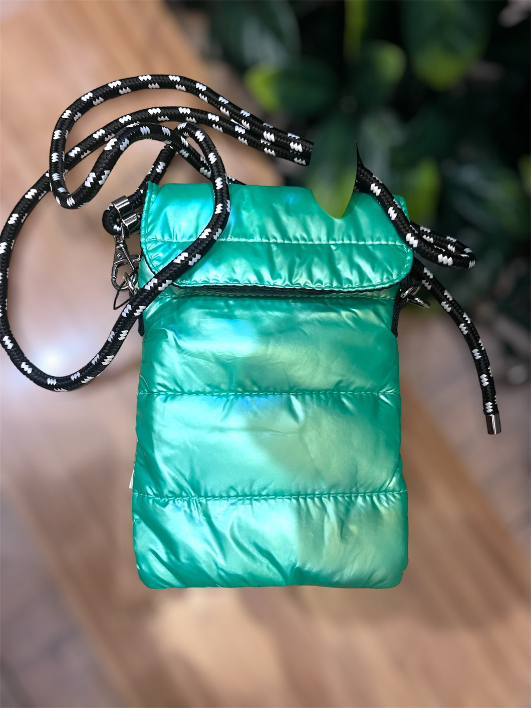 Amor phone bag green