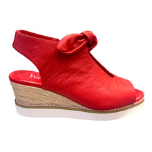 Load image into Gallery viewer, Hinako Mossman salsa red
