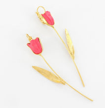 Load image into Gallery viewer, TARATATA - LEVER BACK EARRINGS
FANTAISIE FANFAN
