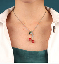 Load image into Gallery viewer, TARATATA - NECKLACE FANTAISIE
CERISE
