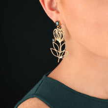 Load image into Gallery viewer, TARATATA - STUD EARRINGS FANTAISIE
ESQUISSE
