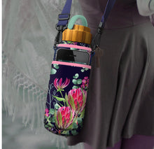 Load image into Gallery viewer, LP Carry All - Blush beauty.

