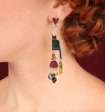 Load image into Gallery viewer, TARATATA - STUD EARRINGS FANTAISIE
MAGIC
