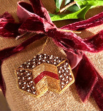 Load image into Gallery viewer, Vixen &amp; Velvet 
Lamington sequin tree decor
