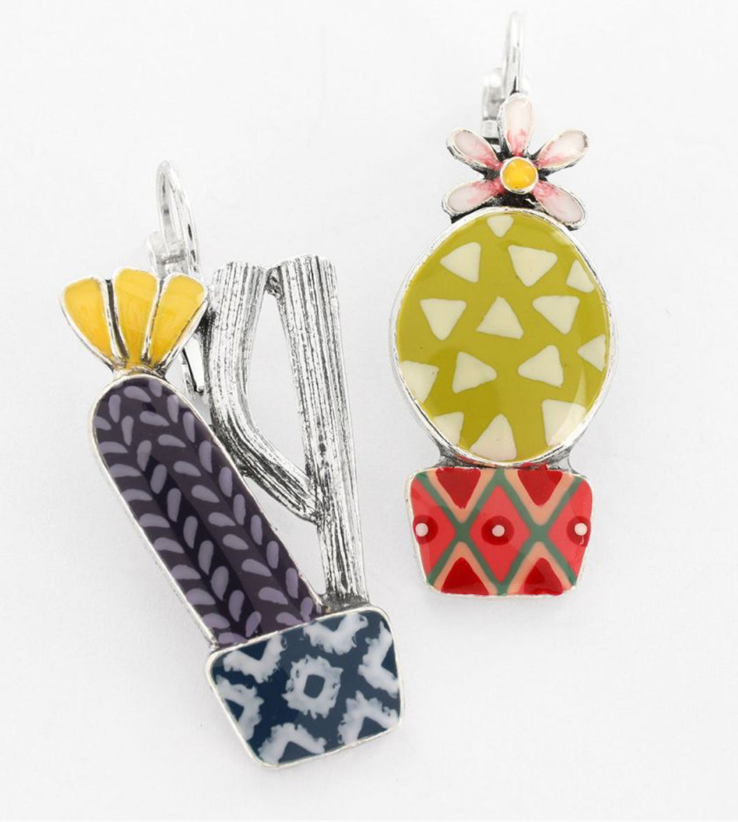 TARATATA - LEVER BACK EARRINGS
FANTAISIE
CACTUS