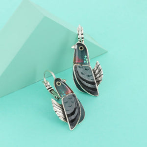 TARATATA - LEVER BACK EARRINGS
FANTAISIE
LE FACTEUR