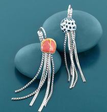 Load image into Gallery viewer, TARATATA - LEVER BACK EARRINGS FANTAISIE
ABYSSES
