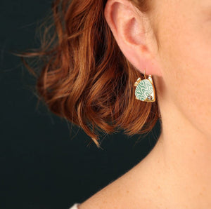 TARATATA - LEVER BACK EARRINGS
FANTAISIE
SUSHI