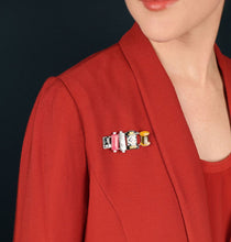 Load image into Gallery viewer, TARATATA - BROOCH FANTAISIE
RUBAN
