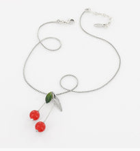 Load image into Gallery viewer, TARATATA - NECKLACE FANTAISIE
CERISE
