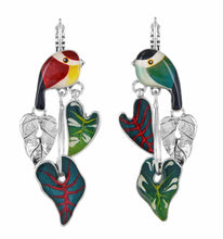 Load image into Gallery viewer, TARATATA - LEVER BACK EARRINGS FANTAISIE
FABULEUSE
