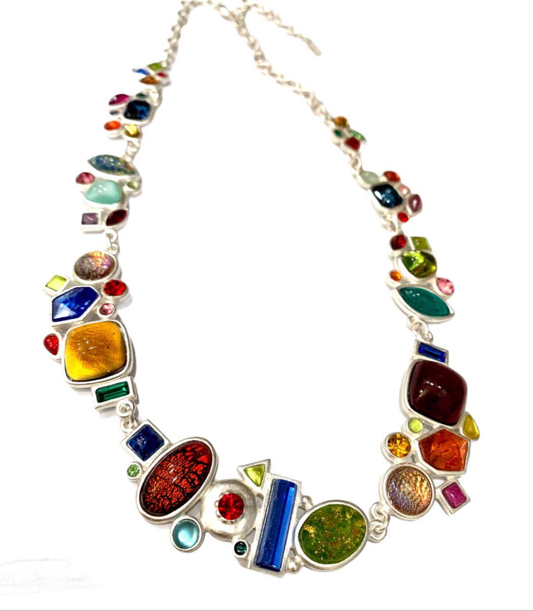 Gubo necklace, hand blown glass style 002