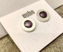 Load image into Gallery viewer, Gubo hand blown glass earrings plum/silver
