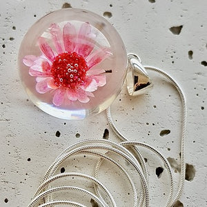 Resin sterling silver necklace pink daisy small