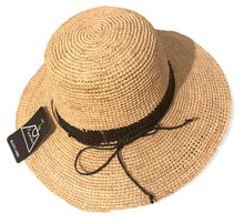 Load image into Gallery viewer, French hats Le Panier Lisa natural/ black
