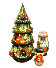 Load image into Gallery viewer, Christmas tree nesting doll 12cm  3 pieces
