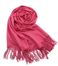 Load image into Gallery viewer, Cashmere luxurious scarf fushia
