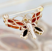 Load image into Gallery viewer, Amber Butterfly broche 2 x 3cm
